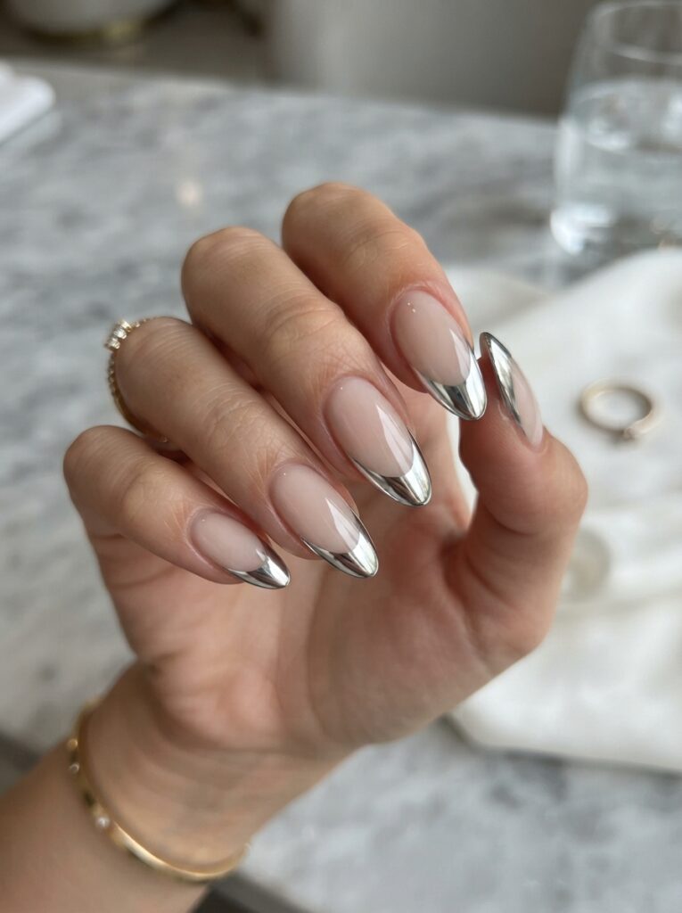 chrome almond French
